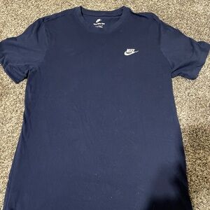 Nike Men's Dark Blue Short Sleeve Tee